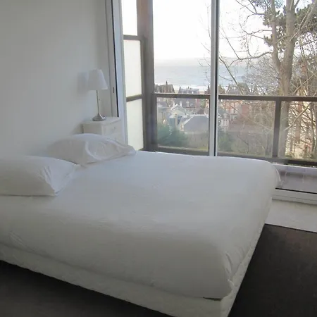 La Regina アパート トルヴィル＝シュル＝メール